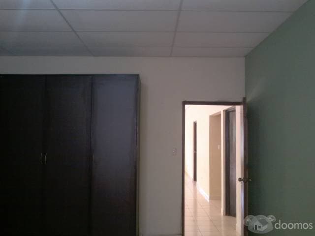 LINDA CASA EN RESIDENCIAL — foto 11
