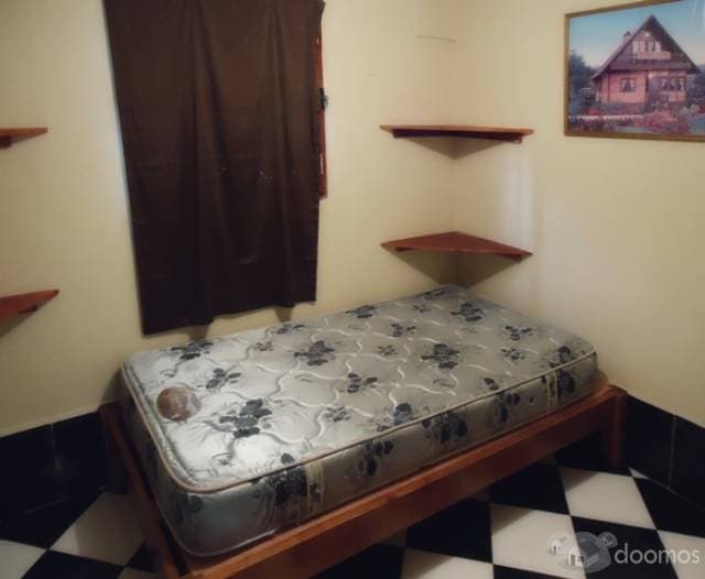 Se vende casa de dos pisos con piscina y vista al centro histórico de la ciudad de Granada — foto 5