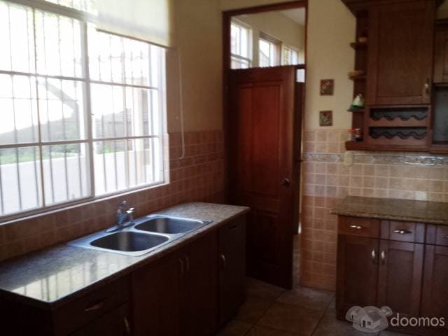 SE VENDE Y/O ALQUILA — foto 5