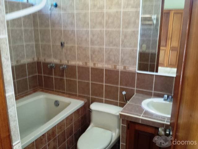 SE VENDE Y/O ALQUILA — foto 6