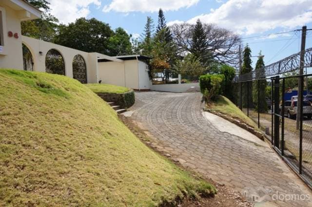 Alquila casa grande en Villa Fontana Sur — foto 2