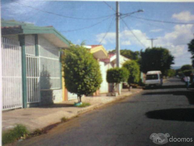 Alquilo casa en Barrio Campo Bruce