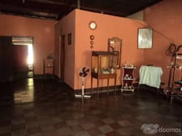 vendo casa con terreno hermoso en GRANADA