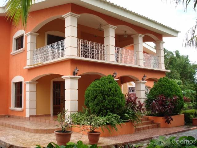 Se vende Casa de dos pisos amplia — foto 8