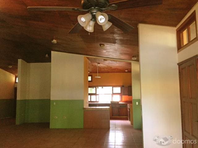 CASA EN RENTA EN ZONA VERDE Y SEGURA! (Carretera Sur) — foto 2