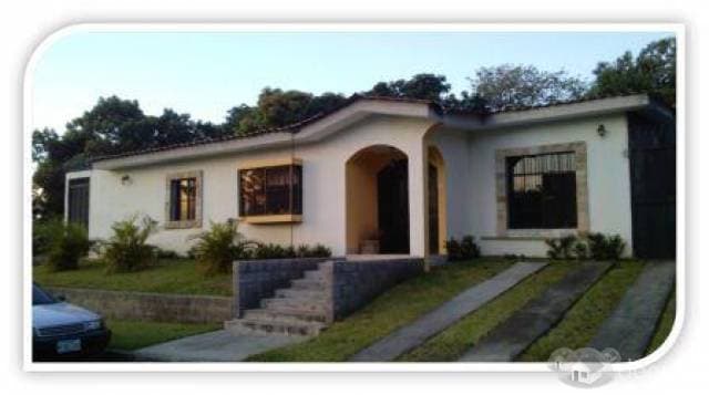 Hermosa Casa en Renta